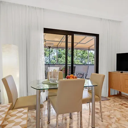 Roof With Terrace Apartment *